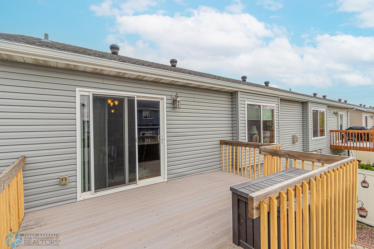 4356 52nd St S Fargo, ND-30.jpg