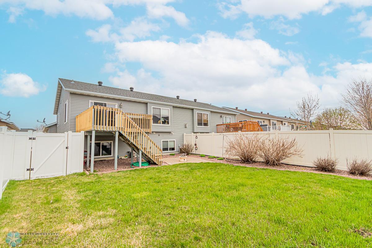 4356 52nd St S Fargo, ND-28.jpg