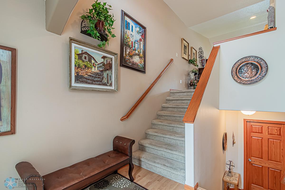 4356 52nd St S Fargo, ND-08.jpg