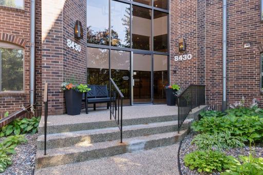 8430 Pennsylvania Rd #106 ~ Hyland Hills South Condos