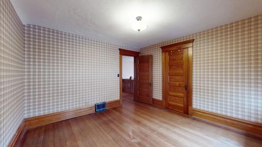 You'll love the beautiful Oak doors in each room.jpg