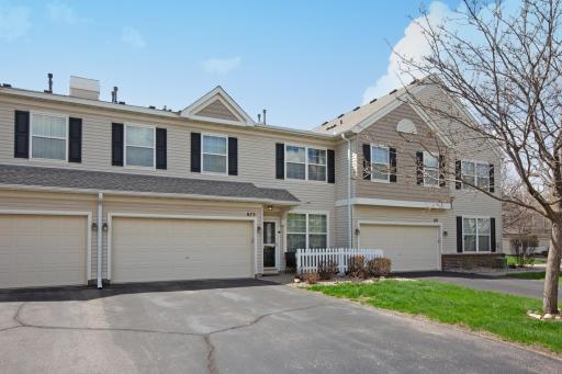 Large driveway for additional parking and 2-car garage with faucet. Townhome setback allows for nice-sized yard and landscaping. Townhome located on peaceful court.