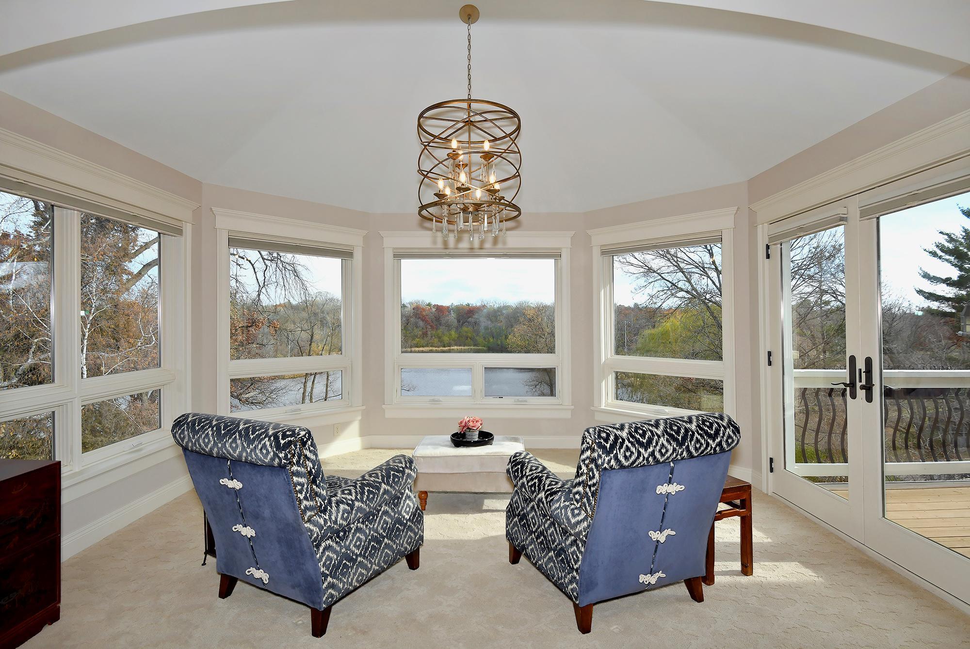 Primary Sitting Area with Panoramic Lake View