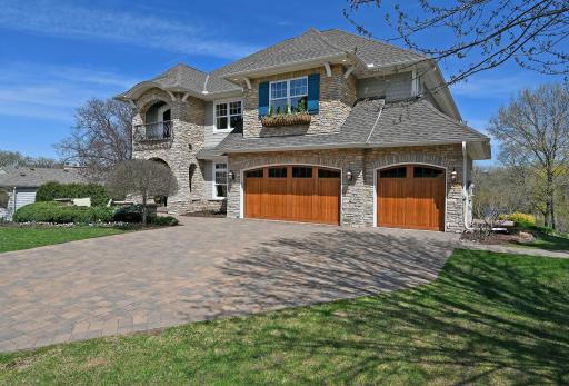 3 Car Garage
