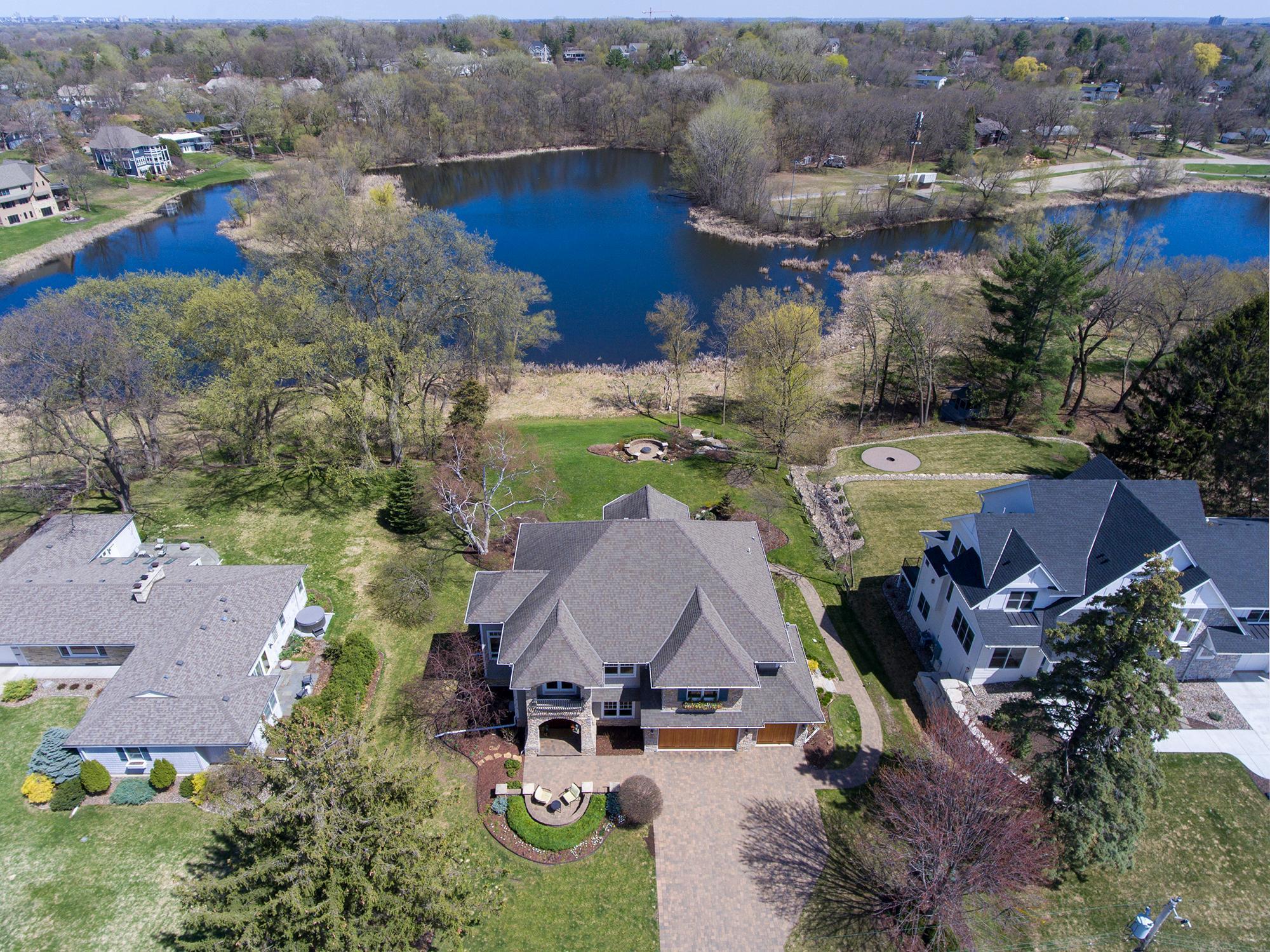 Private Natural Setting just a Short Drive from Downtown!