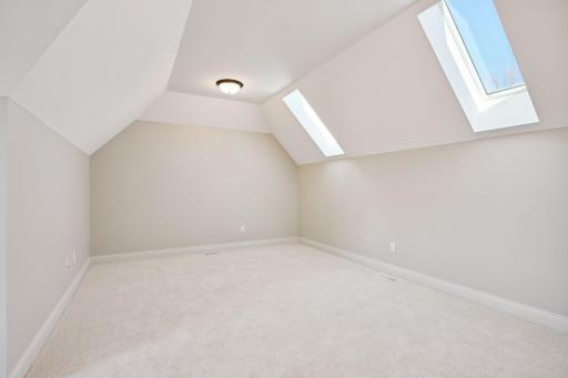 14990 53rd Avenue N, Plymouth, MN 55446