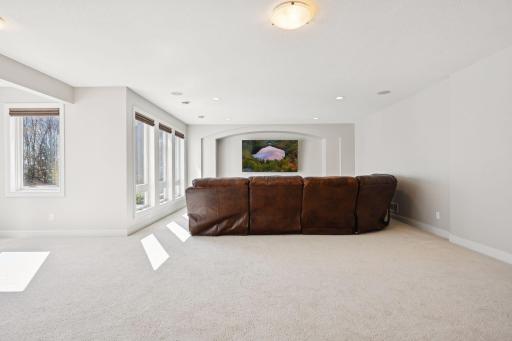 14990 53rd Avenue N, Plymouth, MN 55446