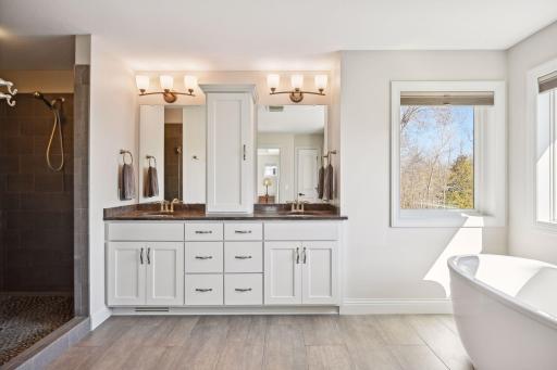 14990 53rd Avenue N, Plymouth, MN 55446