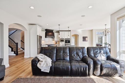 14990 53rd Avenue N, Plymouth, MN 55446