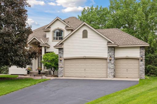 7392 Moonlight Lane, Eden Prairie, MN 55346