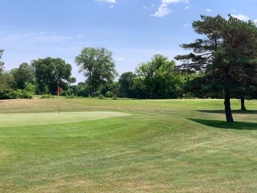 Daytona Golf Club is only five minutes away!