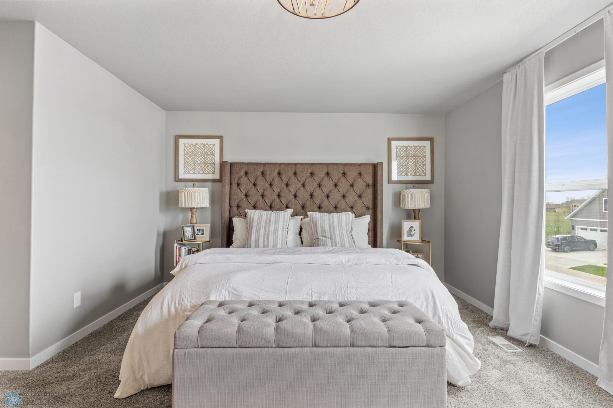 King size bed
