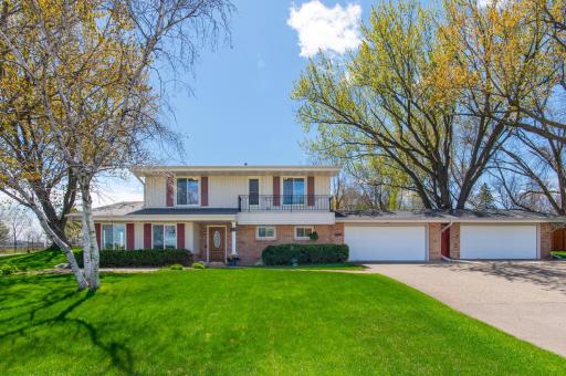 10700 River Terrace, Bloomington, MN 55431