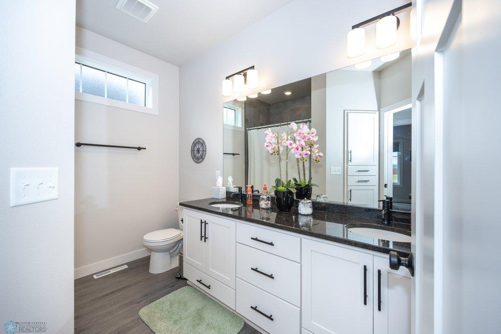 Spare upper bath