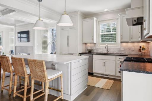 115 Chicago Avenue S, Wayzata, MN 55391