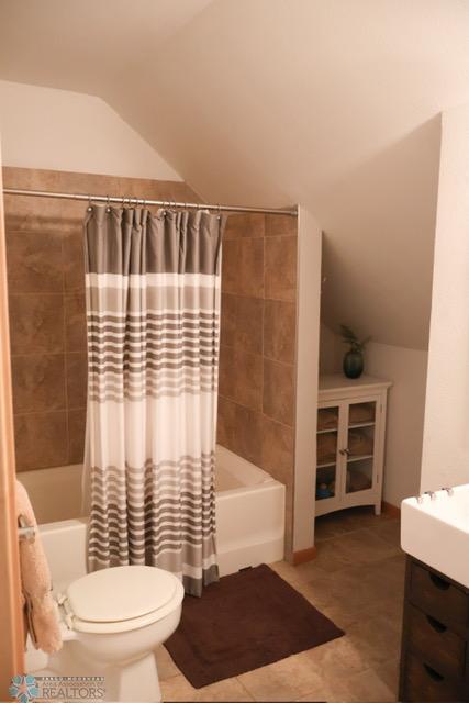 upper bathroom