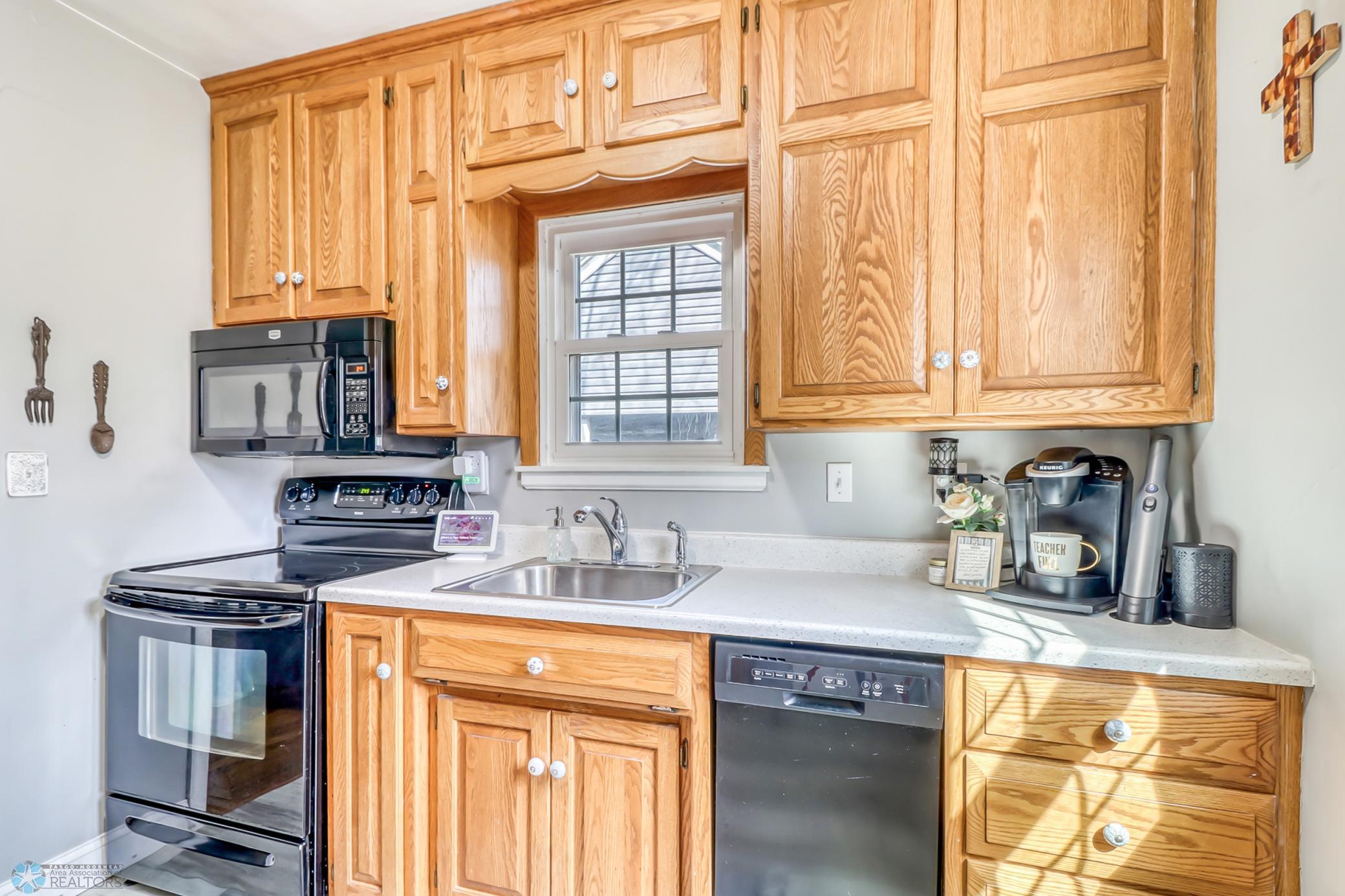 Kitchen1_2.jpg