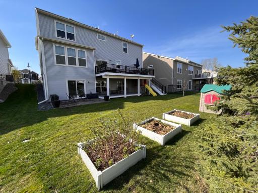 Oversized, flat backyard is perfect for sporting events, gardening, and more! Just move-in and enjoy.