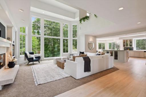 8697 Wynstone Pass, Eden Prairie, MN 55347