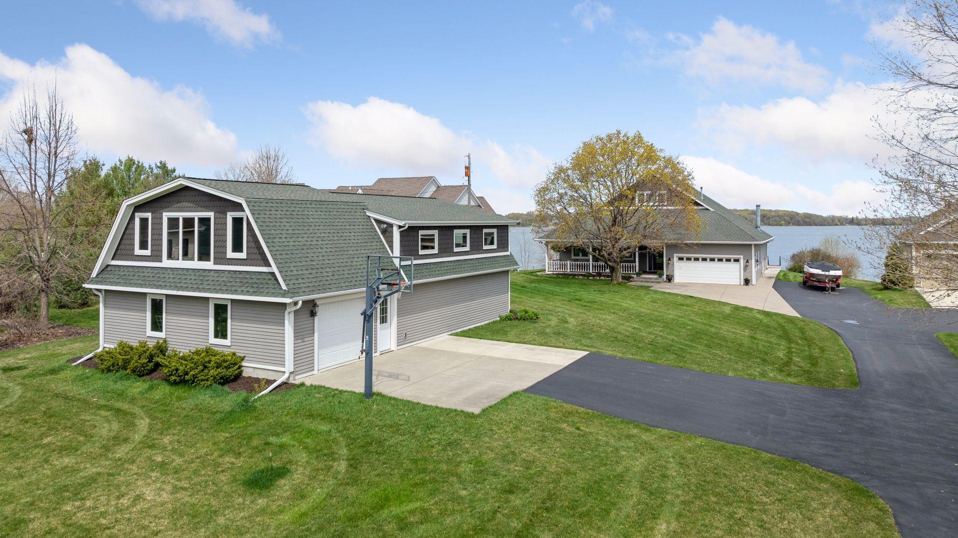 How about this fabulous outbuilding? Your play place, exercise retreat, boat storage, private work / run your business from home GEM!! So many usage, flex options! These are really hard to come by, don't miss it!