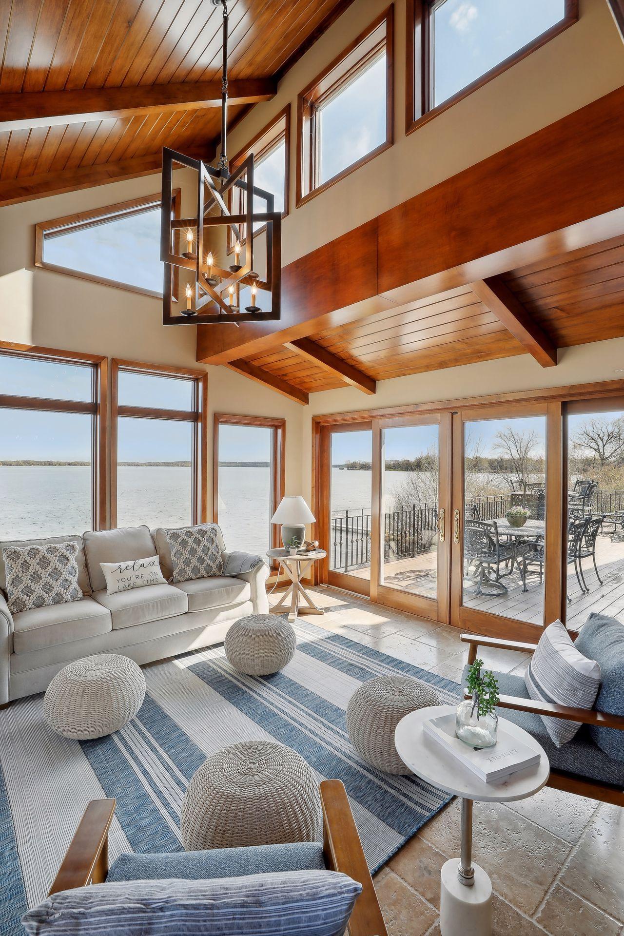 All those windows bring in a ton of natural light!!