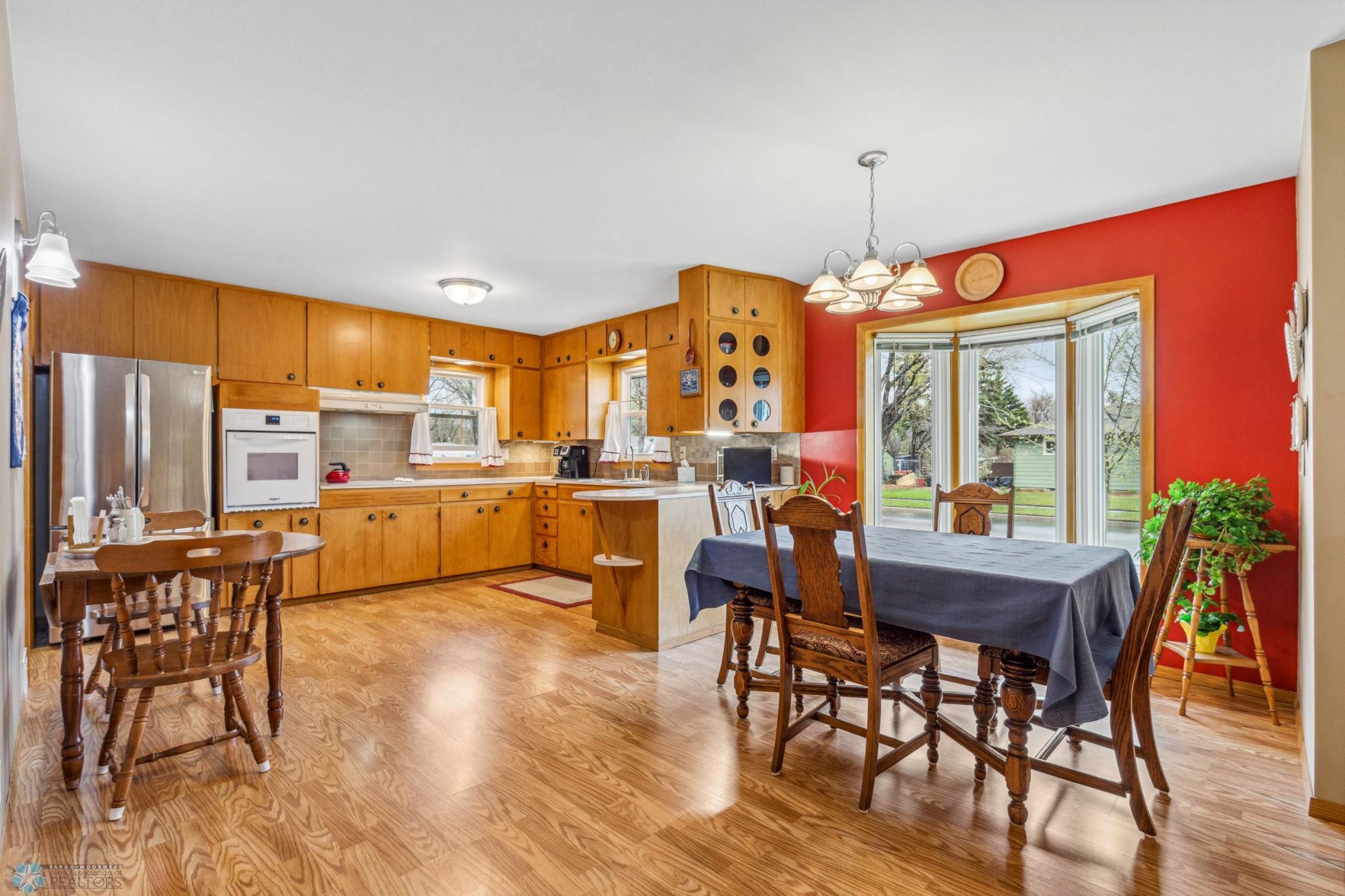Kitchen/dining