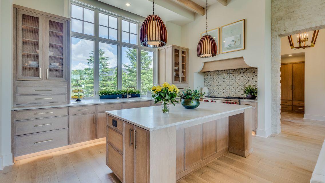 Wire Brush - White Oak Cabinetry