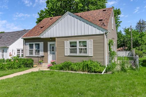 2005 Montana Avenue E, Saint Paul, MN 55119