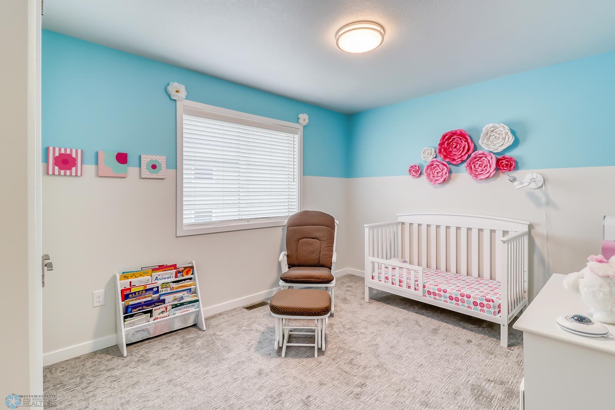Bedroom1_2.jpg