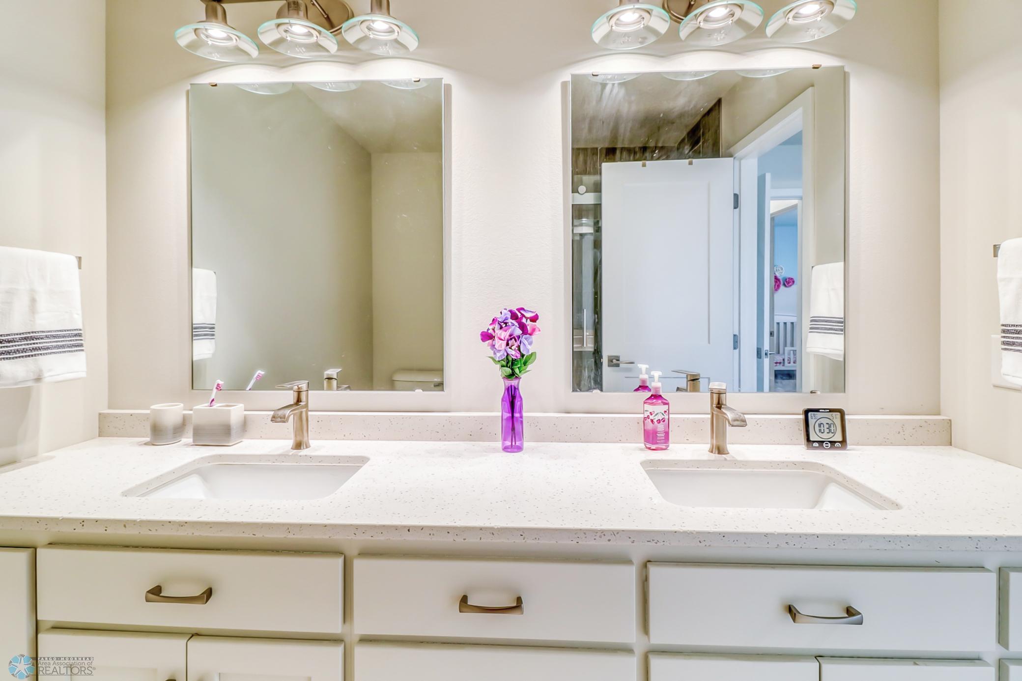 Primary Bathroom1_2.jpg