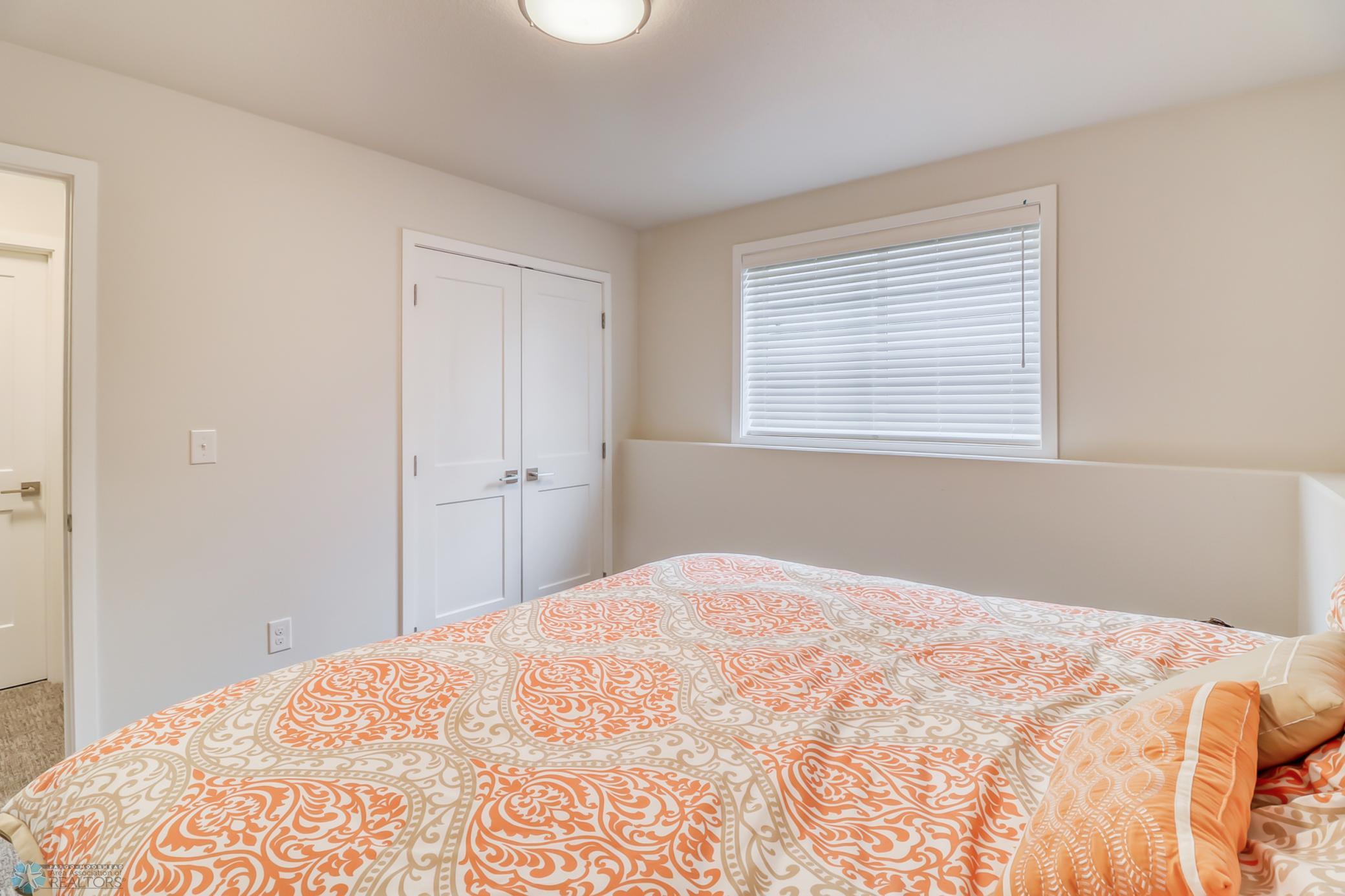 Basement Bedroom1_2.jpg