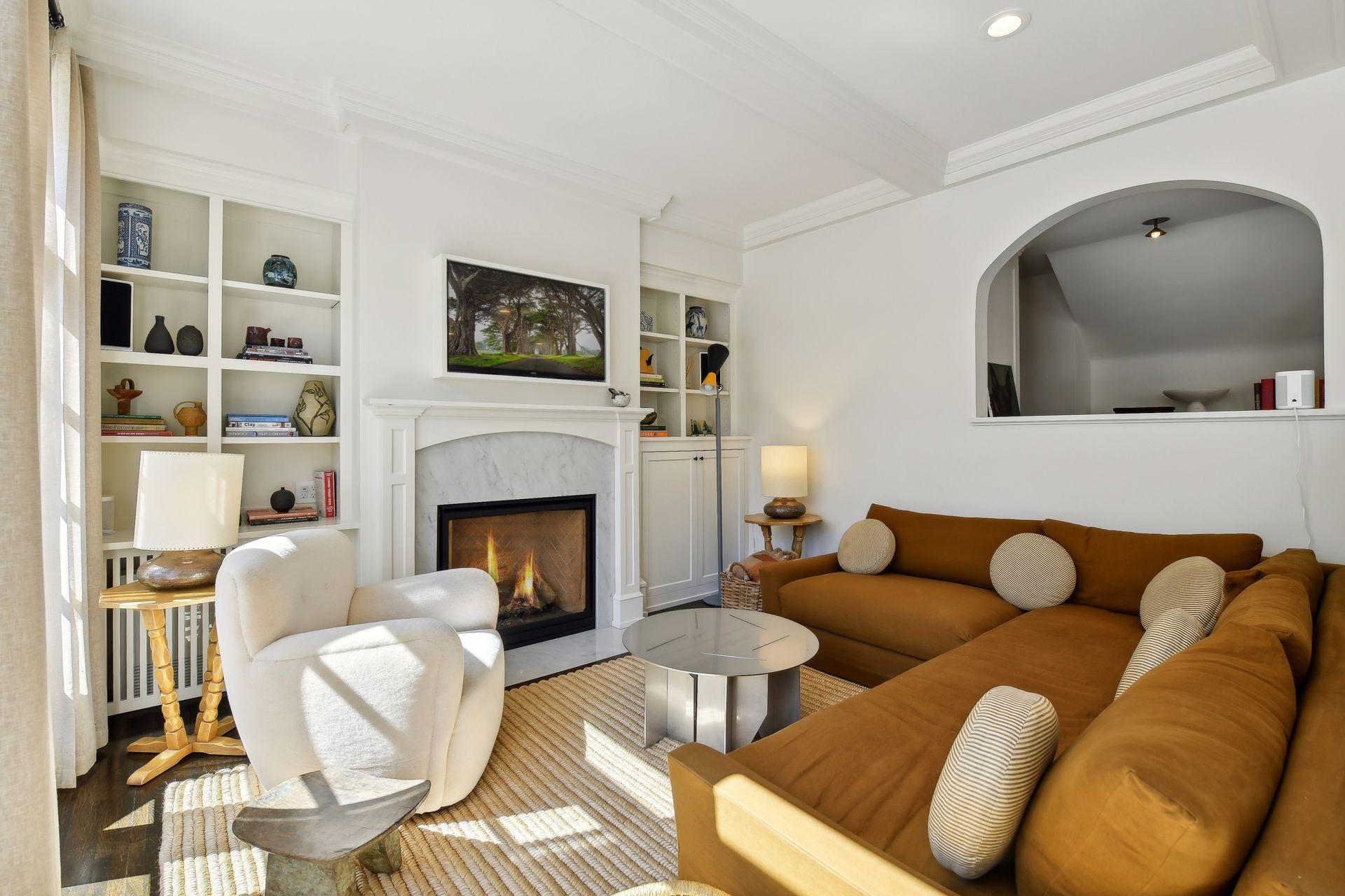 Family Room off Kitchen will delight!