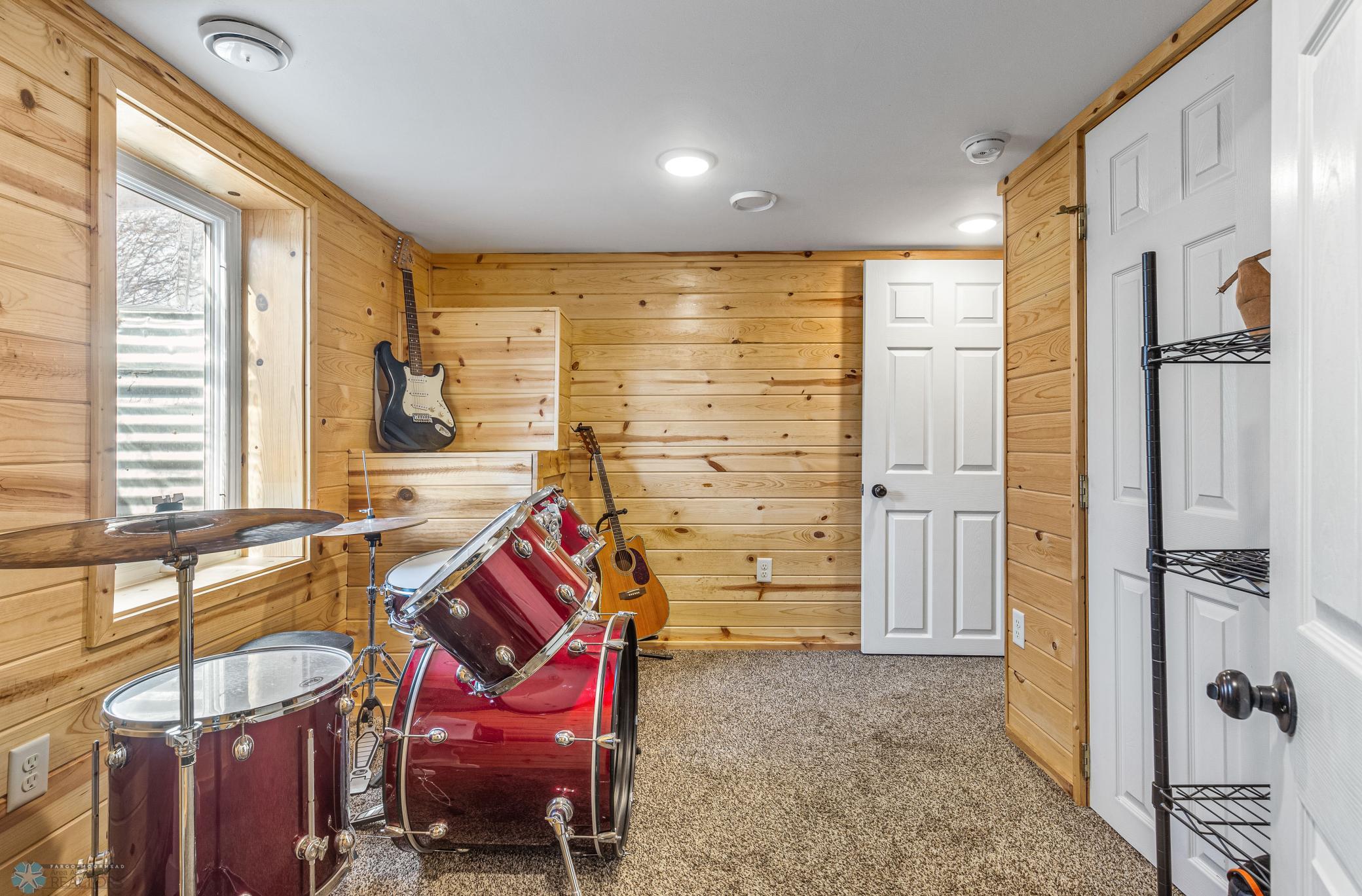 Basement Bedroom-3