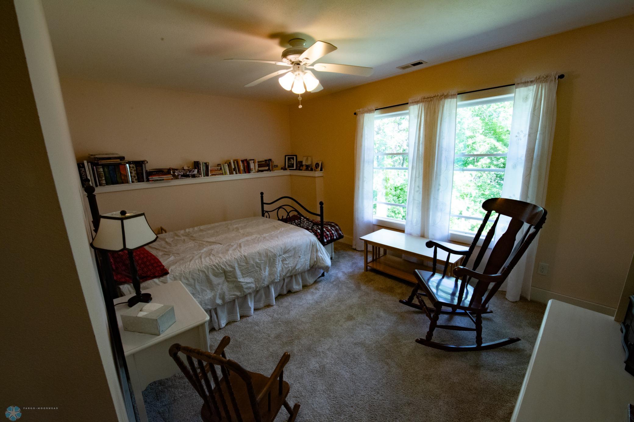 bdrm4.jpg