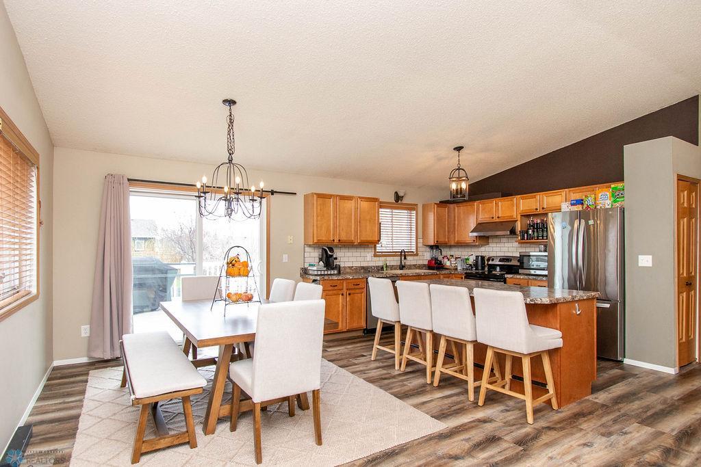 Kitchen/Dining