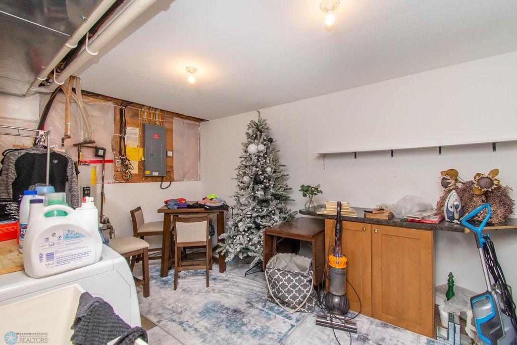 Storage/Laundry Room