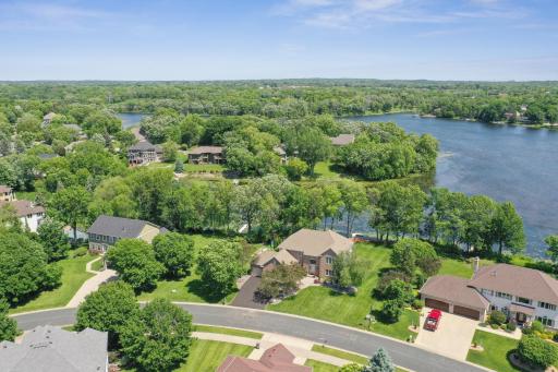 Conveniently located close to main roads, parks and schools.