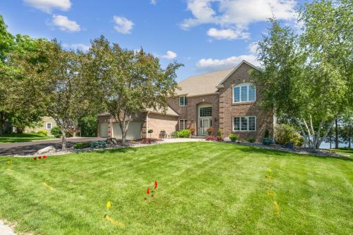 17586 Belfast Cove, Eden Prairie, MN 55347