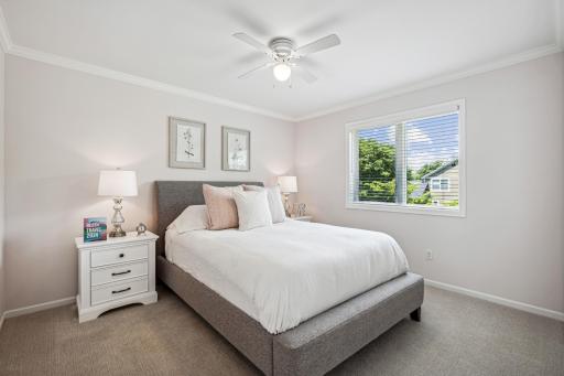 17586 Belfast Cove, Eden Prairie, MN 55347