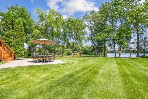 17586 Belfast Cove, Eden Prairie, MN 55347