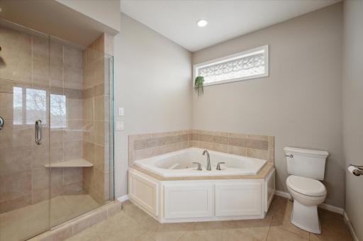 6831 Lillian Lane, Eden Prairie, MN 55346