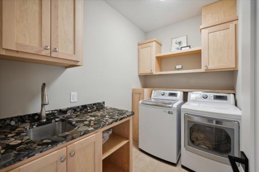 6831 Lillian Lane, Eden Prairie, MN 55346