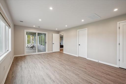 6831 Lillian Lane, Eden Prairie, MN 55346