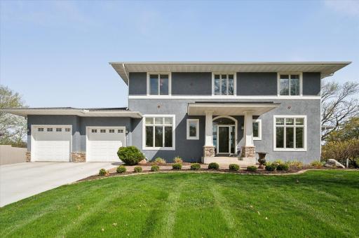 6831 Lillian Lane, Eden Prairie, MN 55346
