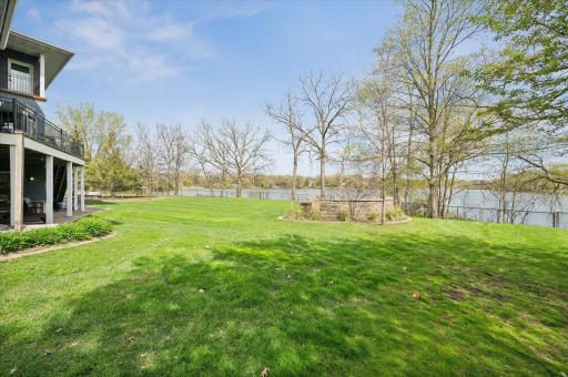 6831 Lillian Lane, Eden Prairie, MN 55346