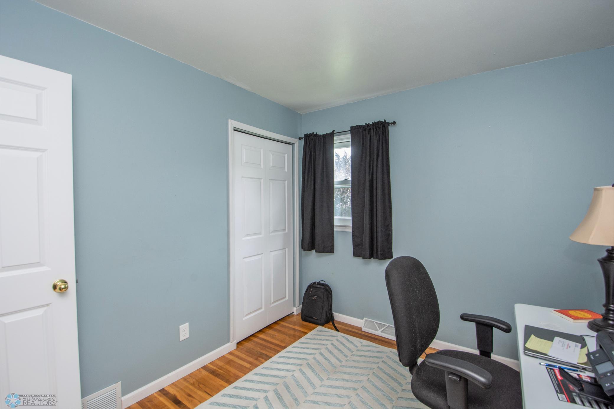 Upper Bedroom #2