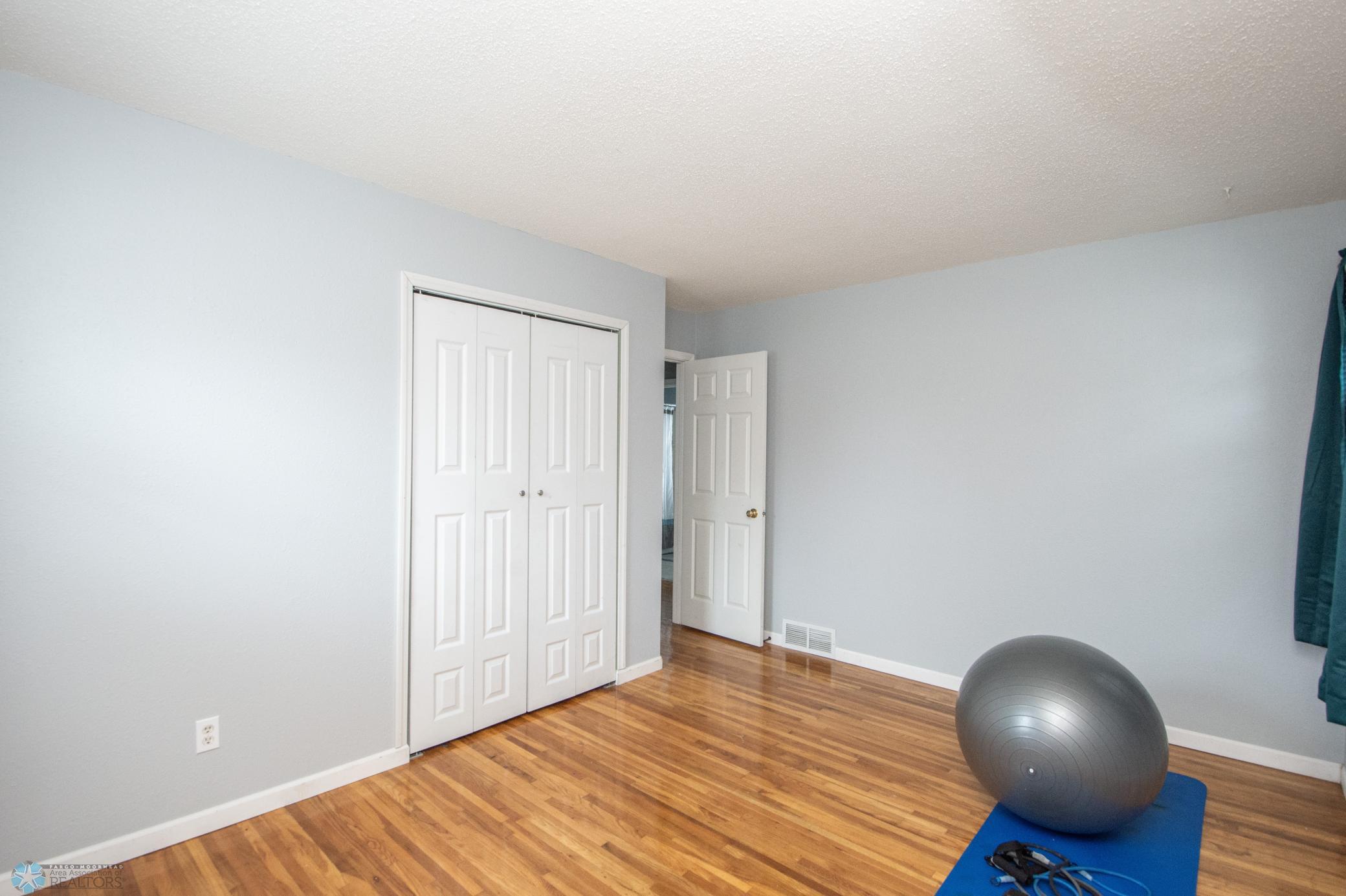 Upper Bedroom #3