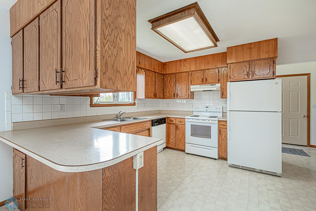 Kitchen_1.jpg
