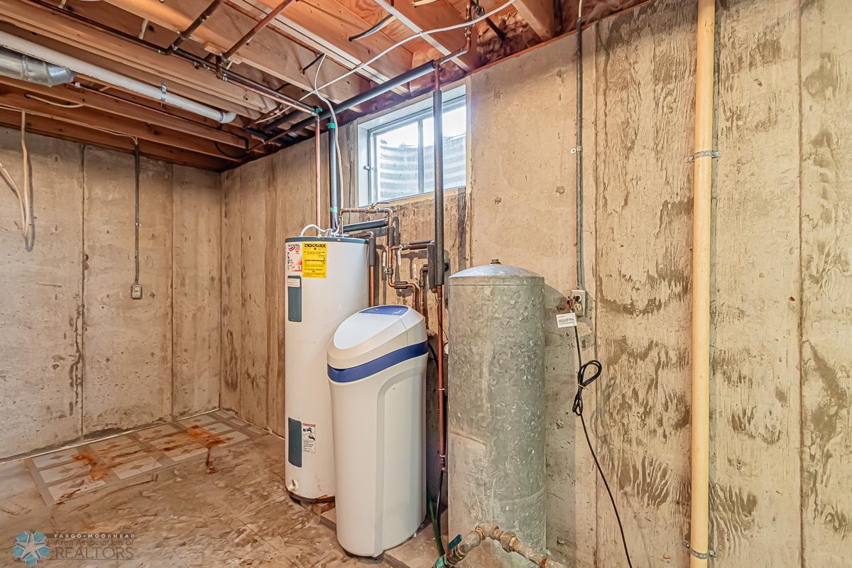 Basement_5.jpg