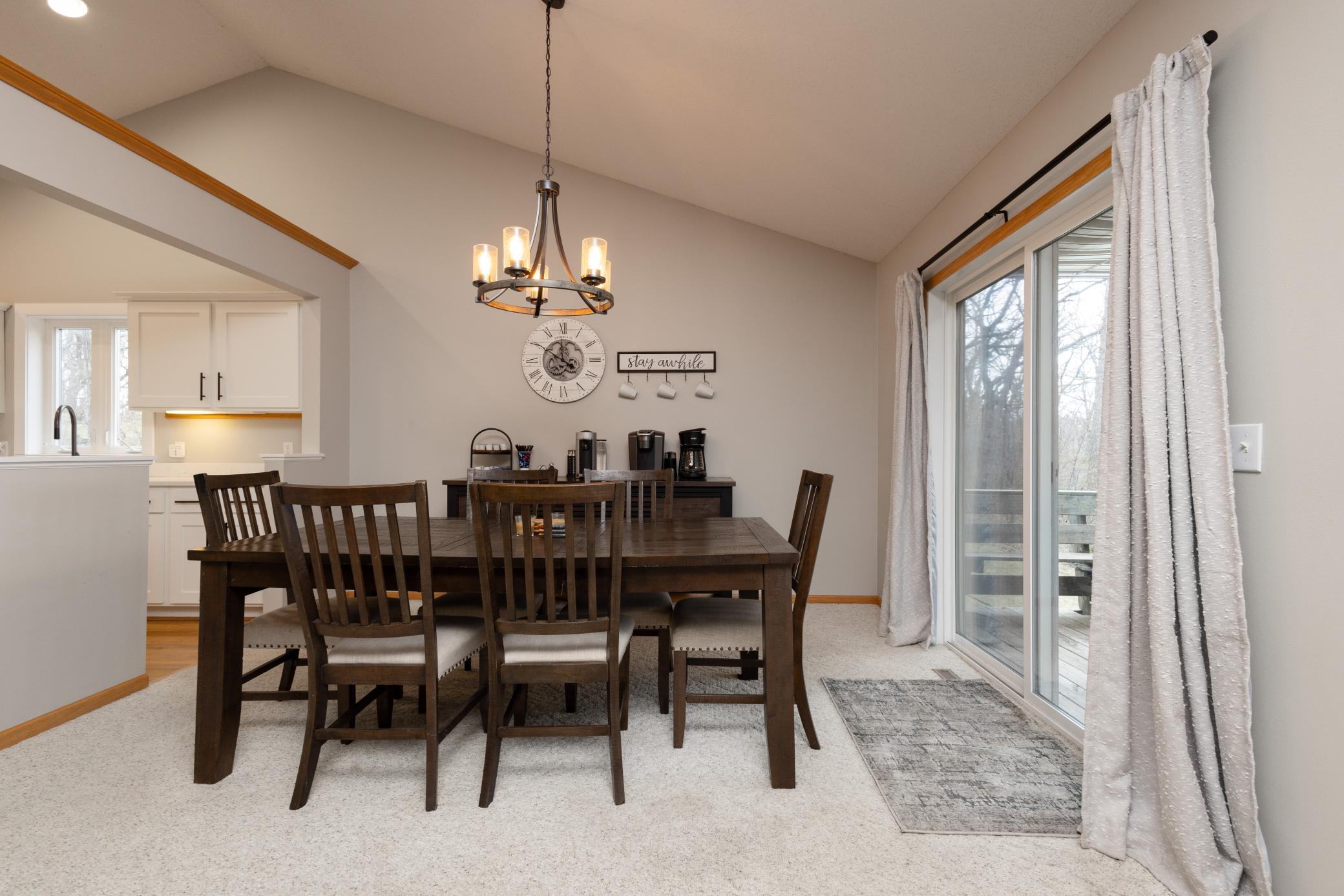 31 - Dining Room.jpg